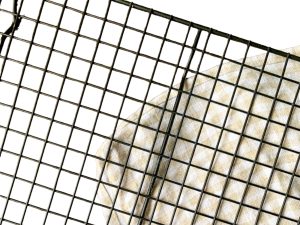 grille de refroidissement en métal noir